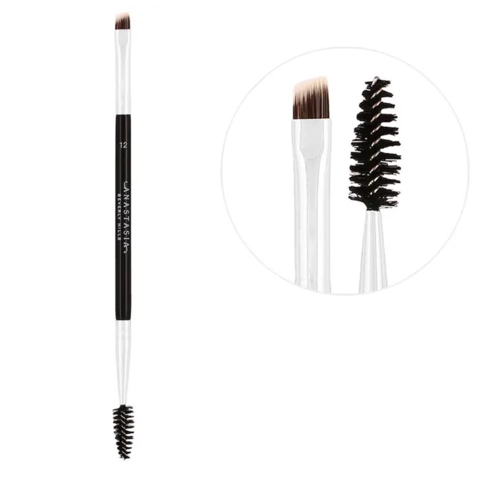 NWT Anastasia Beverly Hills 
Dual-Ended Firm Angled Eyebrow Brush #12